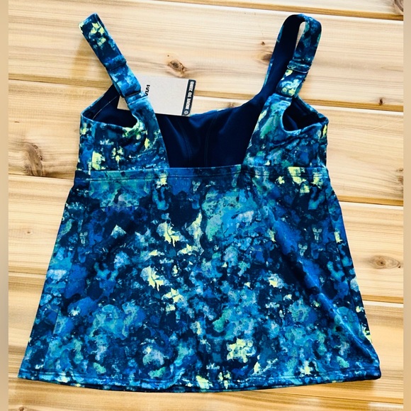 NEW Nike Women's Earth Dye Scoop Neck Tankini size Small NWT - Picture 7 of 8